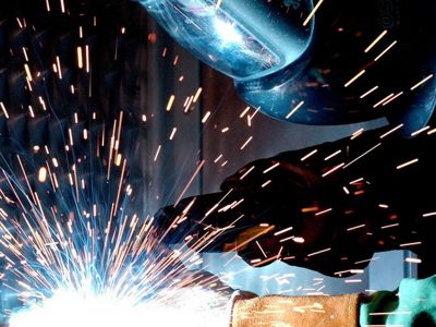 man weldingpart